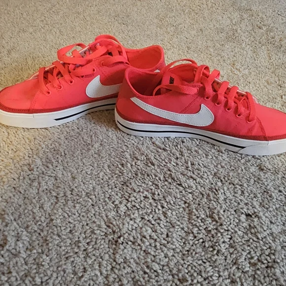 Nike Women's Bright Red and White Sneakers - Picture 5 of 6